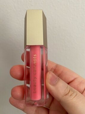 Beauty Concepts Pink Liquid Lipstick – Soft Pink Matte Finish